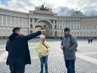 Дворцовая площадь для детей и их родителей