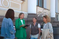 Готика в Петергофе: парк «Александрия»