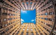 Разгадать Петербург — экскурсия-квиз по проходным дворам и парадным