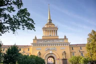Царь-плотник: морская история Петербурга