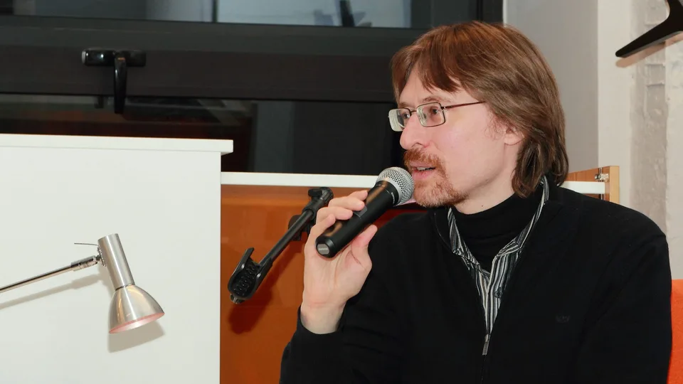 Встреча с переводчиком Михаилом Хачатуровым «Познавательные комиксы: от картинки к открытию»