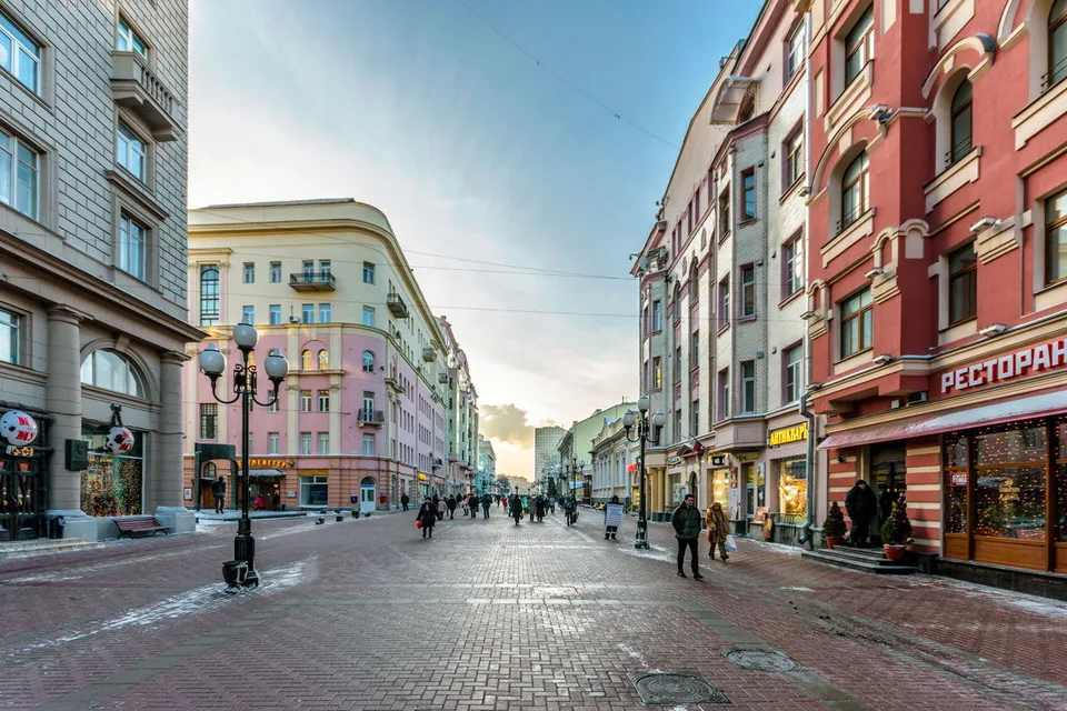 Пешеходная экскурсия "Многоликий Арбат" с краеведом Екатериной Титовой. 5+