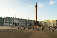 Фейк или Факт: невероятные истории от Дворцовой до Казанской