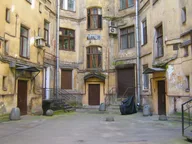 Экскурсия-квиз по Петроградской стороне
